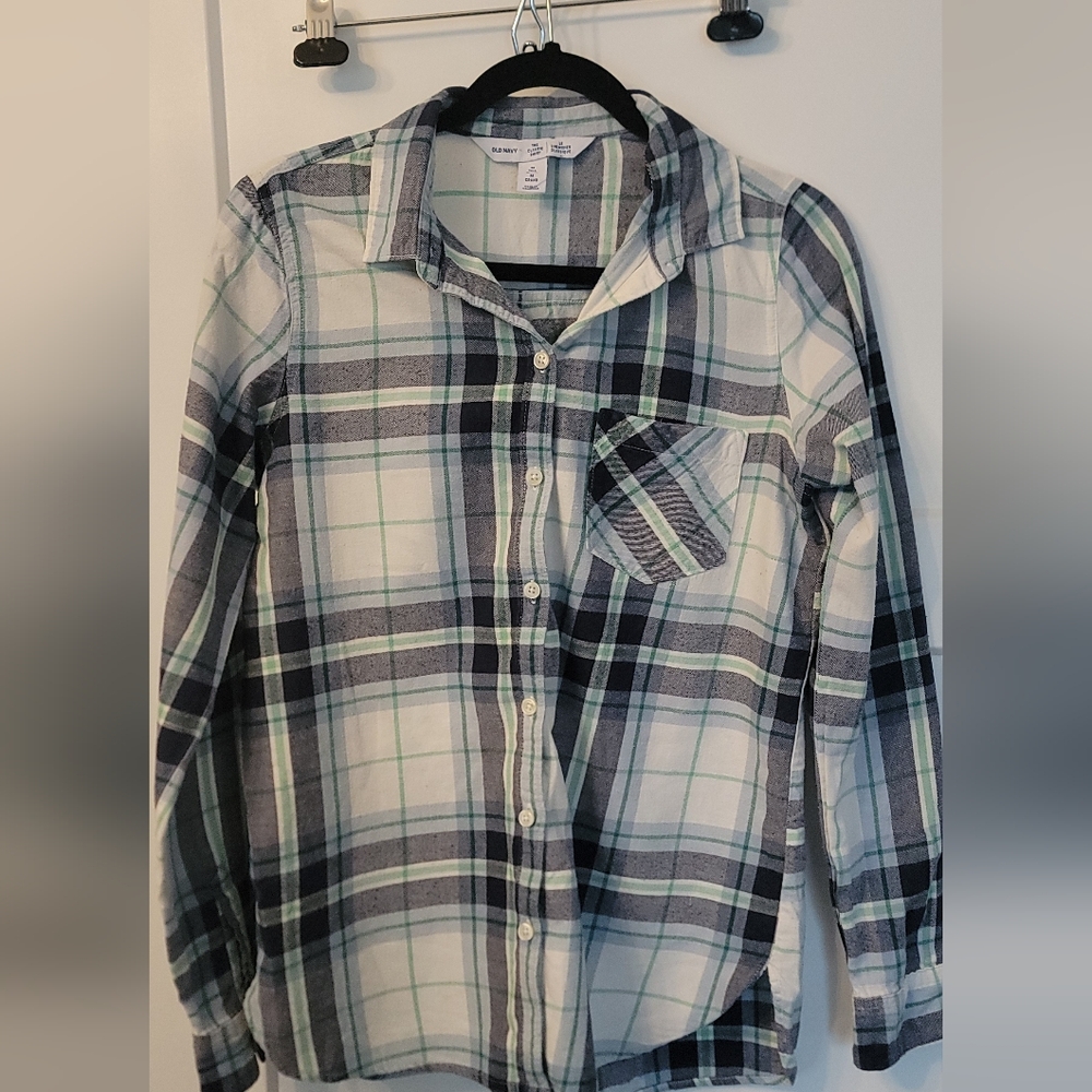 Old Navy Plaid Button-Up Shirt in White, Black & Mint Green